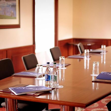 Racket Hall Country House Golf & Conference Hotel Роскреa Екстериор снимка